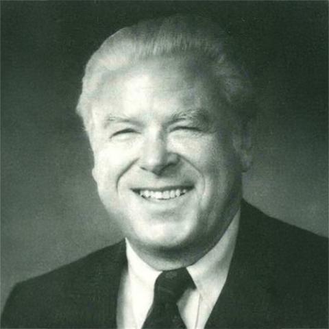 Dr. George Schreiner Headshot